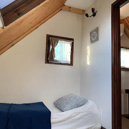 Velencei Vadregenyes Vendeghaz 度假居