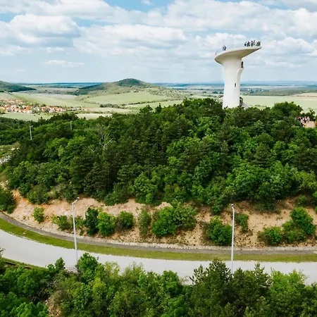 度假居 Velencei Vadregenyes Vendeghaz *