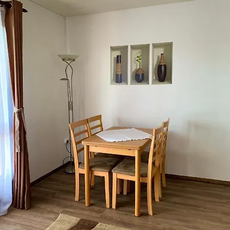 度假居 Velencei Vadregenyes Vendeghaz *