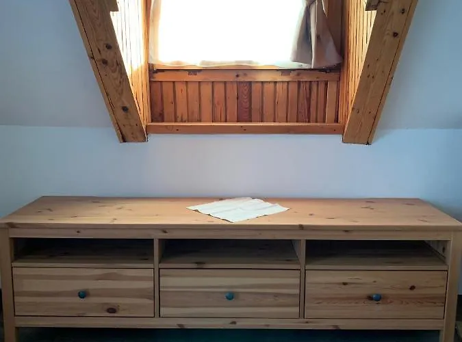 Velencei Vadregenyes Vendeghaz *