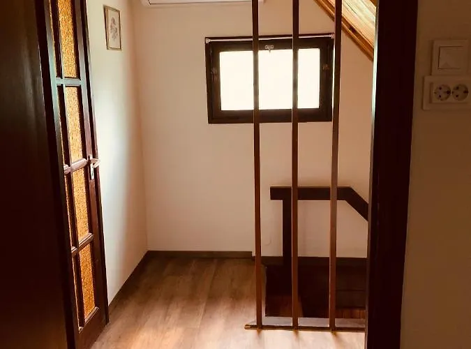 בית נופש Velencei Vadregenyes Vendeghaz